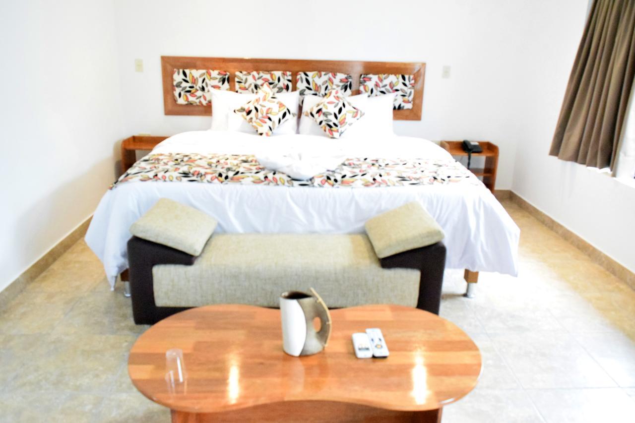Hotel Jungle House Икитос Екстериор снимка