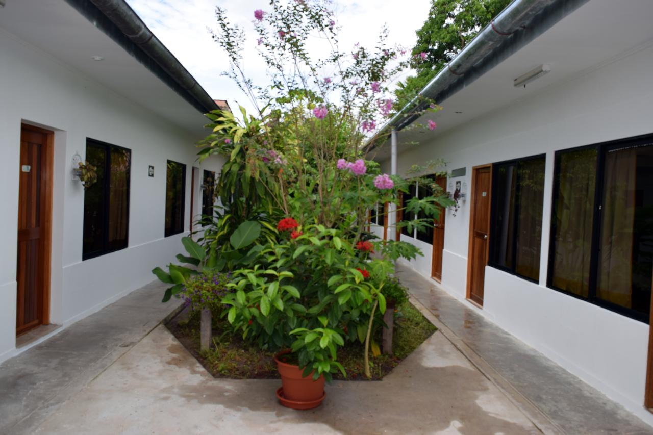 Hotel Jungle House Икитос Екстериор снимка