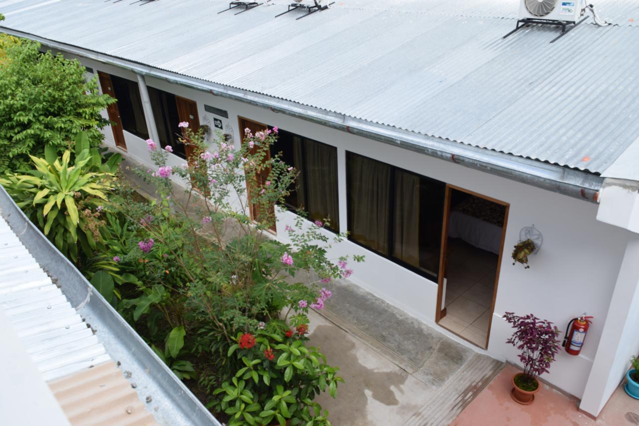 Hotel Jungle House Икитос Екстериор снимка