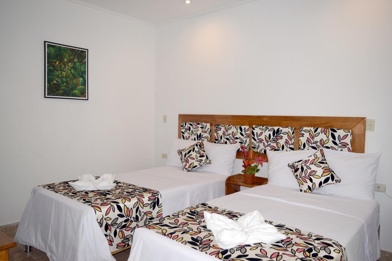 Hotel Jungle House Икитос Екстериор снимка