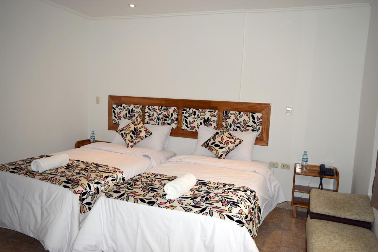 Hotel Jungle House Икитос Екстериор снимка