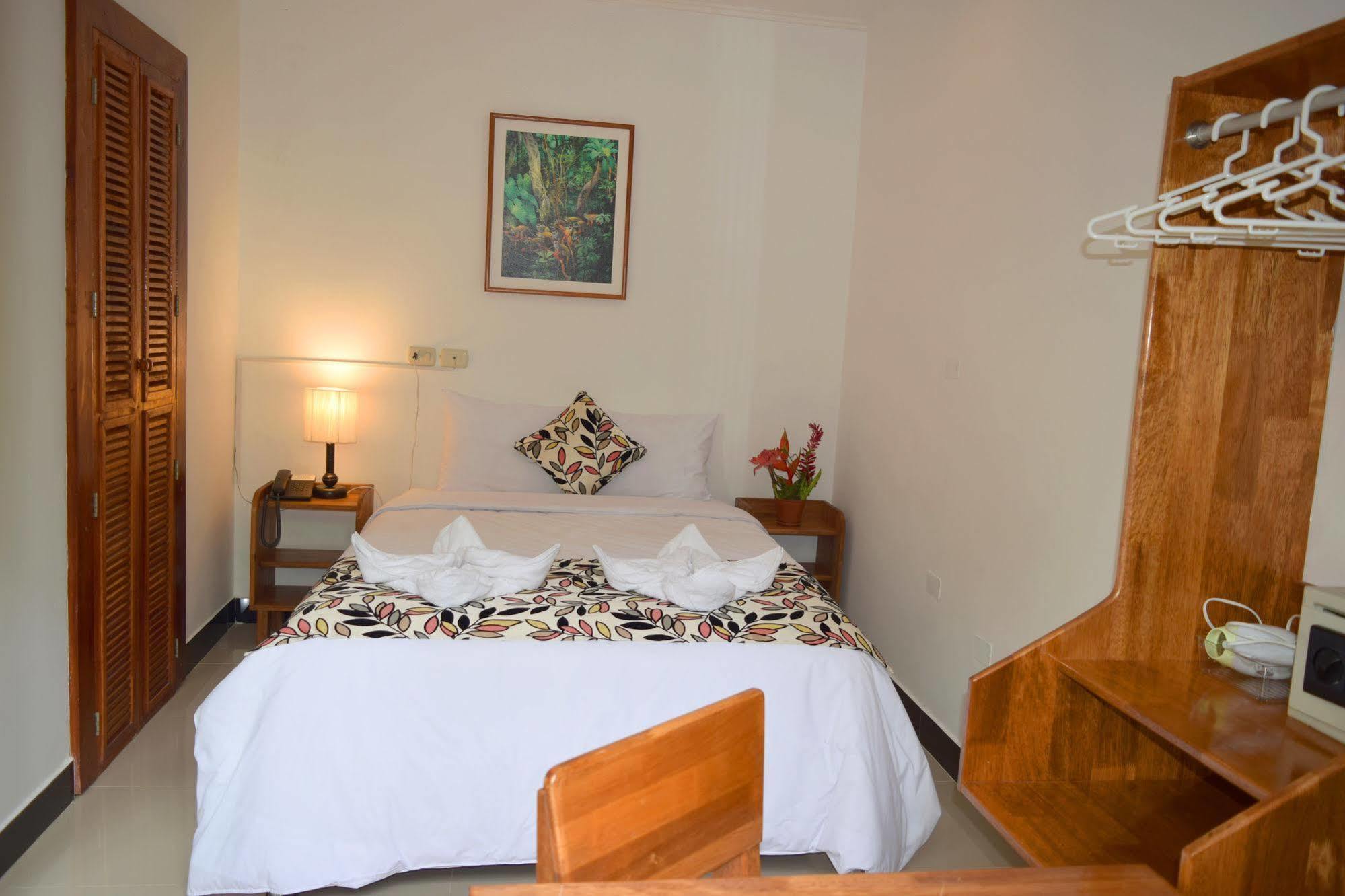 Hotel Jungle House Икитос Екстериор снимка